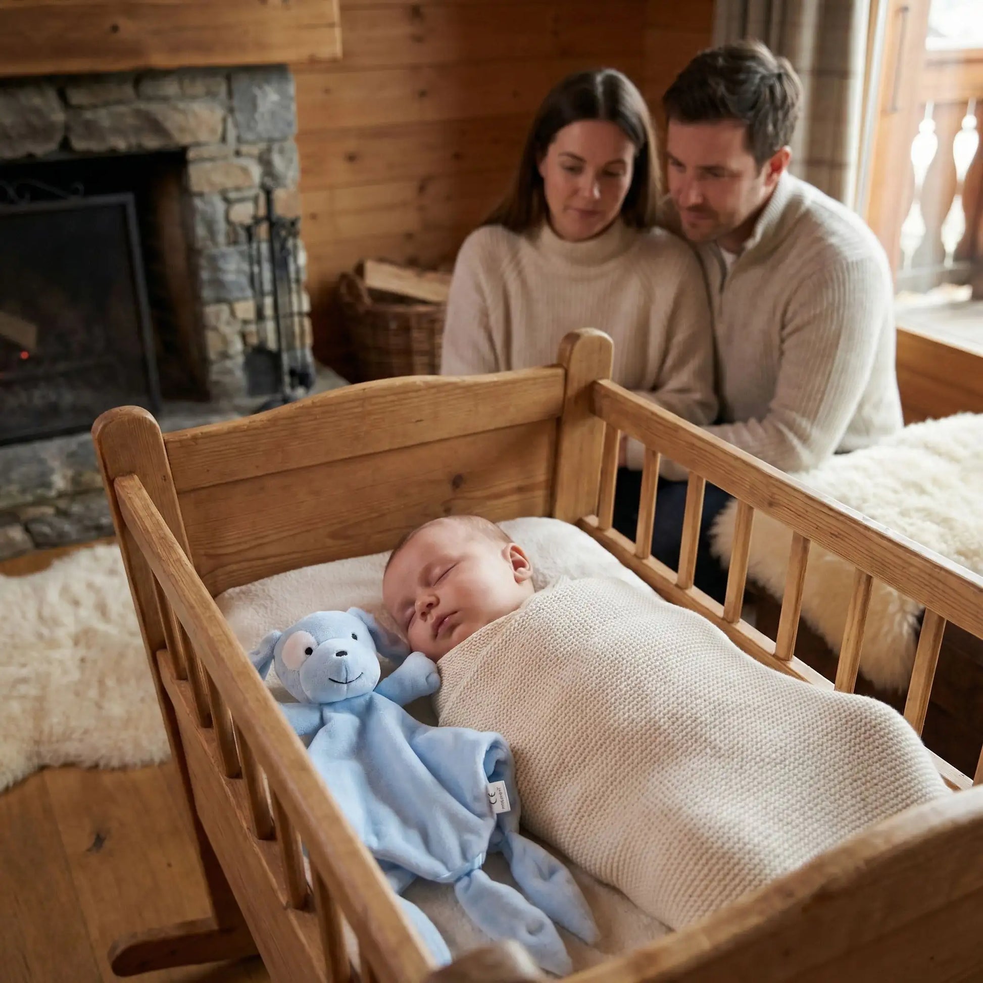 Doudou chien premiers câlins affectueux léger