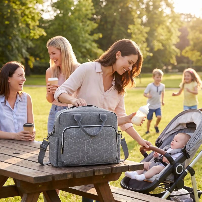 Sac à langer bébé luxe biberon protégé cadeau naissance