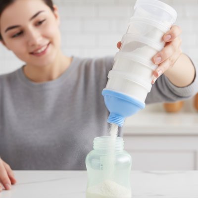 Boite doseuse lait transparente légère