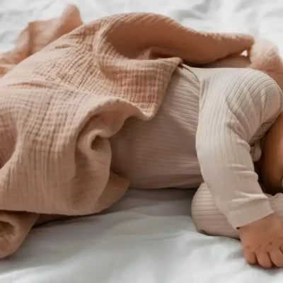 Bébé sieste lit recouvert couverture bébé légère coton unie
