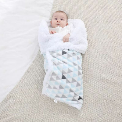 Couverture bébé nouveau-né emmailloté polaire micro fibres motif géométrique douceur bébé lit