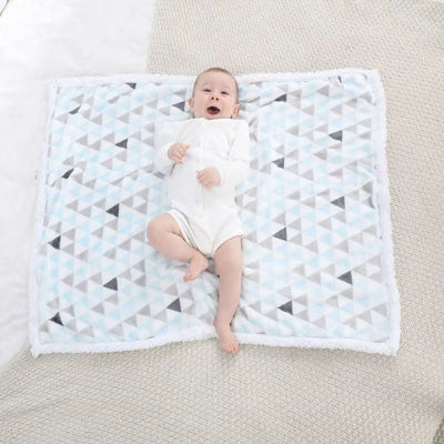 couverture bébé nouveau-né respirante design bébé lit
