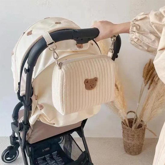 trousse de toilette de bebe double fonction design douce transportable